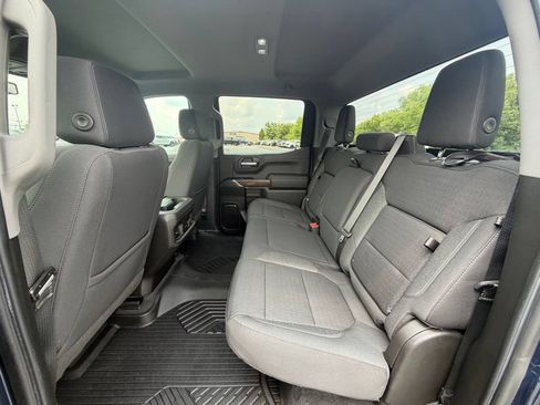 Used 2022 Chevrolet Silverado 1500 RST w/ LPO, Blackout Package AWD/4WD image 6