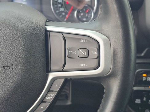 Used 2024 RAM 1500 Big Horn AWD/4WD image 30