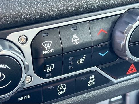 Used 2024 Jeep Wrangler Sport AWD/4WD image 19