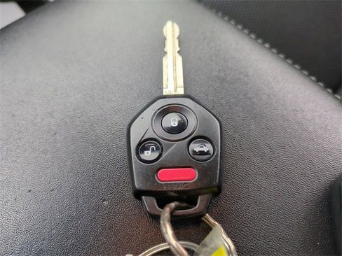 Used 2017 Subaru Outback 2.5i Premium image 27