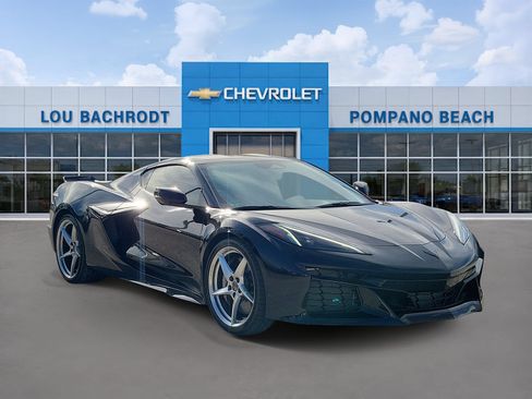 Used 2024 Chevrolet Corvette E-Ray AWD/4WD image 1