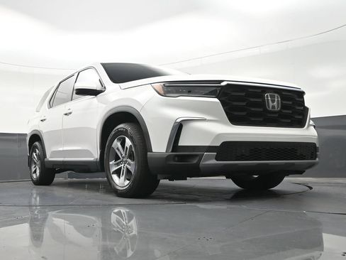 Used 2023 Honda Pilot EX-L image 23