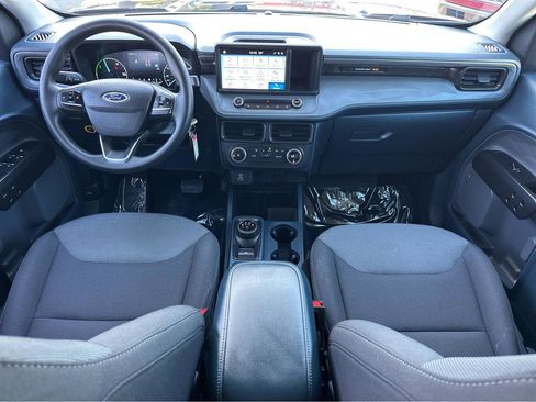 Used 2022 Ford Maverick XL image 4