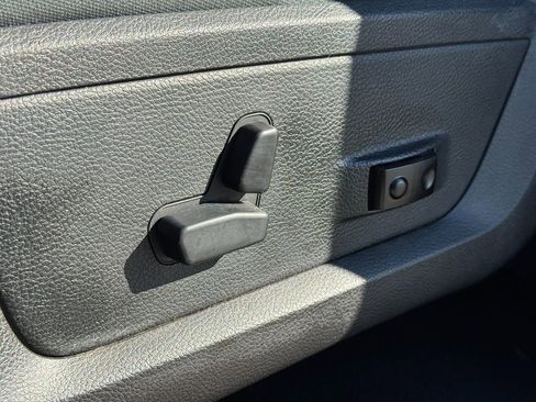 Used 2016 RAM 1500 Big Horn image 35