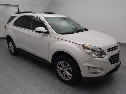 Used 2017 Chevrolet Equinox LT w/ Convenience Package image 11