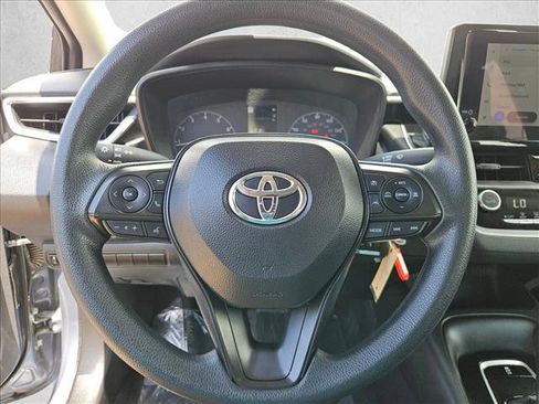 Used 2024 Toyota Corolla LE FWD image 13