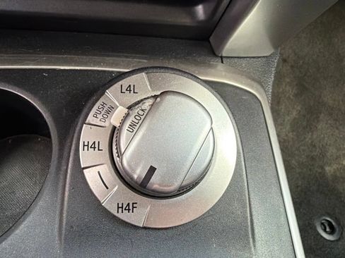 Used 2015 Toyota 4Runner Limited AWD/4WD image 26
