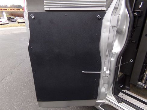 Used 2013 GMC Savana 2500 Extended image 77