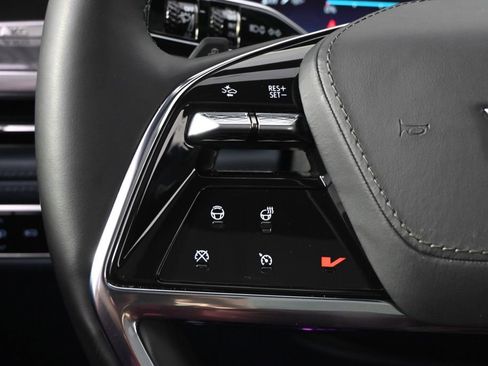 New 2025 Cadillac Escalade IQ Luxury 2 AWD/4WD image 34