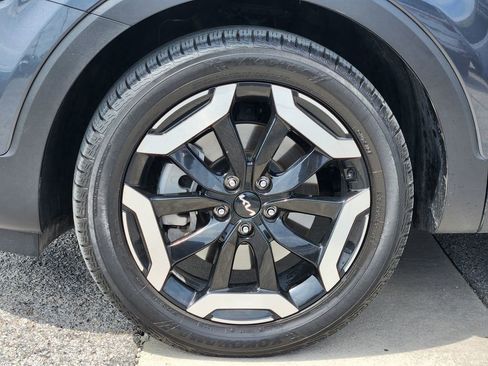 Certified 2024 Kia Telluride S w/ S Sunroof Package FWD image 9