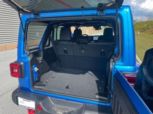 Used 2026 Jeep Wrangler Unlimited Rubicon image 19