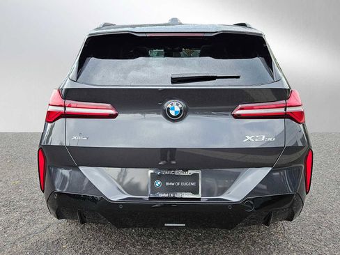 Used 2025 BMW X3 xDrive30i image 12