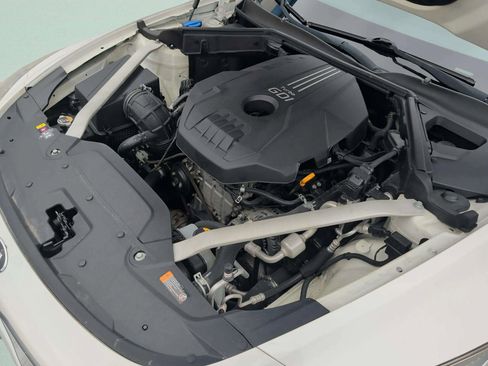 Used 2018 Kia Stinger Premium image 40