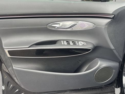 Used 2026 Genesis GV70 2.5T AWD/4WD image 11