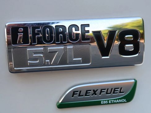 Used 2016 Toyota Sequoia Platinum image 8