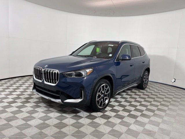 Used 2026 BMW X1 xDrive28i w/ Convenience Package AWD/4WD image 3