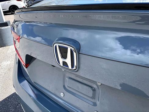 Used 2022 Honda Accord Sport image 31