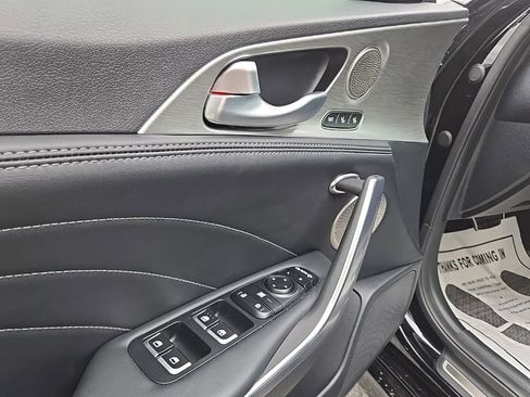 Used 2023 Kia Stinger GT2 AWD/4WD image 17