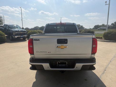 Used 2019 Chevrolet Colorado Z71 RWD image 12