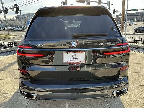 Used 2023 BMW X7 xDrive40i w/ M Sport Package image 9