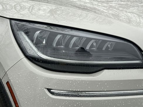 Used 2022 Lincoln Aviator Reserve w/ Equipment Group 201A image 10