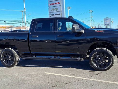 Used 2025 RAM 2500 Big Horn image 4