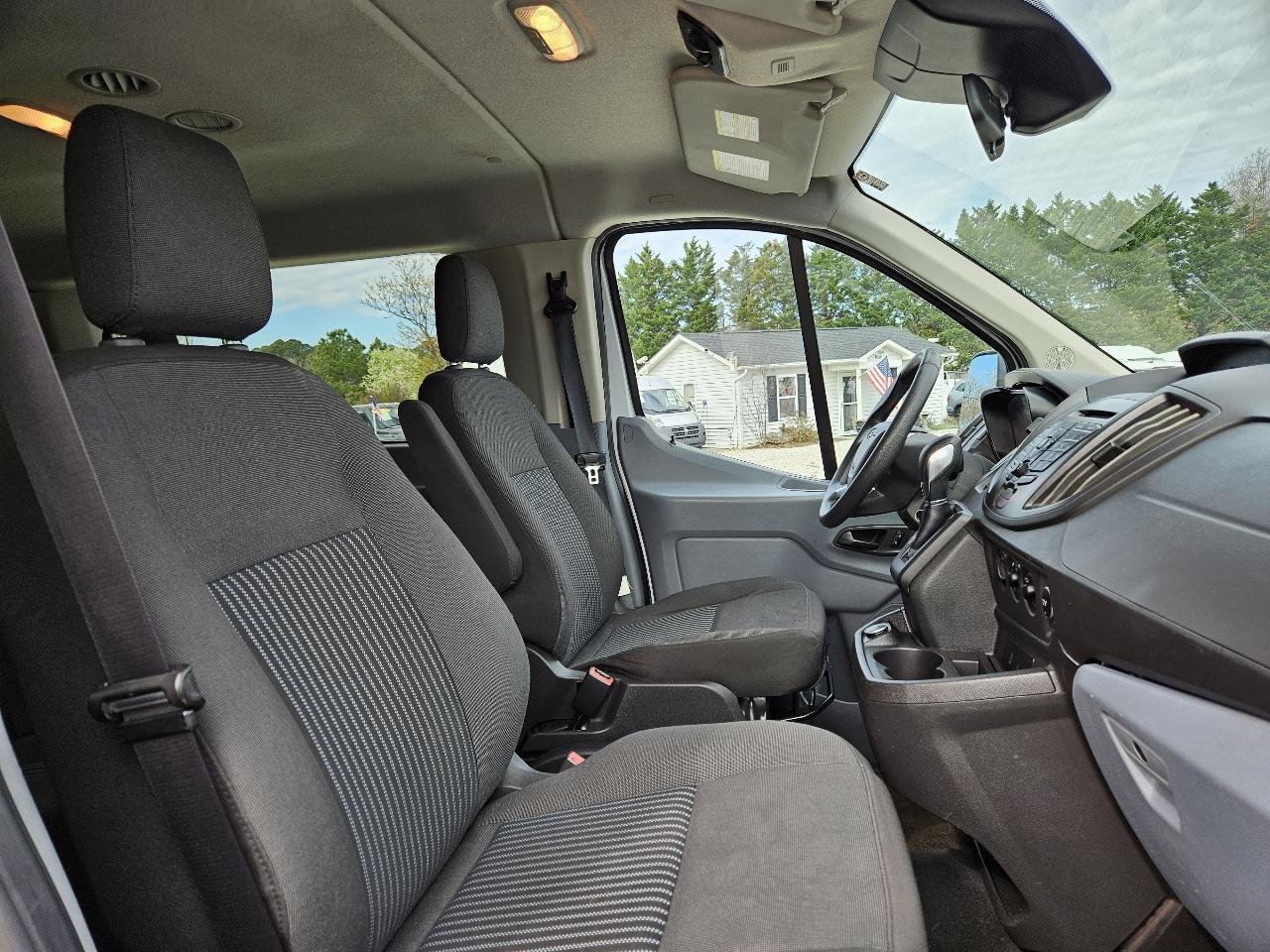 Used 2018 Ford Transit 350 XL RWD image 24