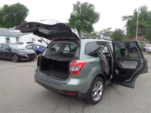 Used 2015 Subaru Forester 2.5i Touring w/ Protection Package #2 AWD/4WD image 16