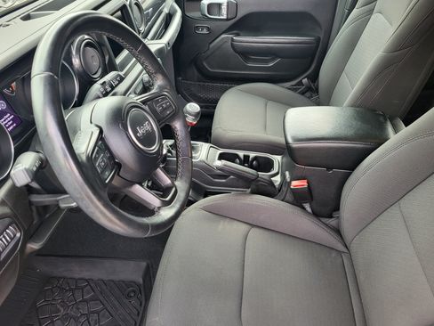 Used 2022 Jeep Wrangler Unlimited Sport AWD/4WD image 12