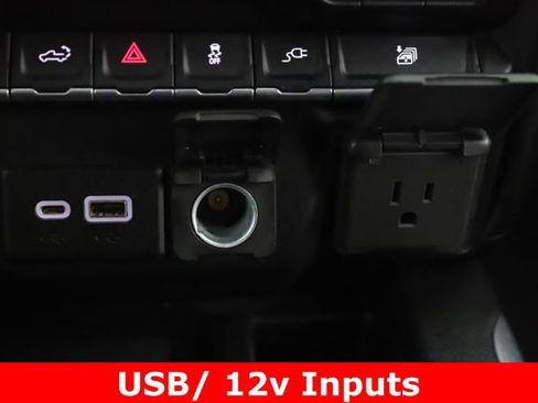 Used 2022 Chevrolet Silverado 1500 High Country w/ Safety Package II image 27