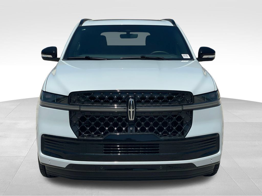 New 2026 Lincoln Navigator Reserve w/ Jet Appearance Package AWD/4WD image 8