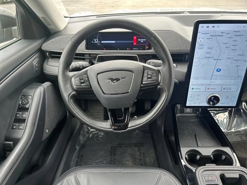 Used 2025 Ford Mustang Mach-E Premium AWD/4WD image 16