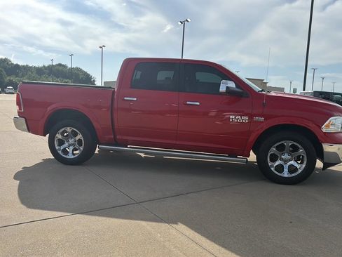 Used 2017 RAM 1500 Laramie AWD/4WD image 28