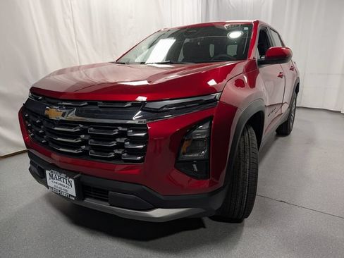 New 2026 Chevrolet Equinox LT FWD image 6