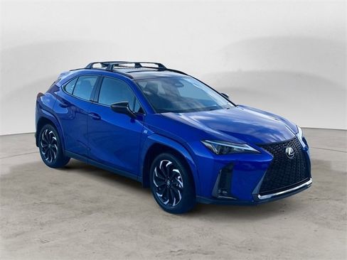 Used 2025 Lexus UX 300h AWD image 7