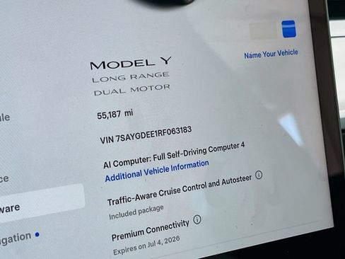 Used 2024 Tesla Model Y Long Range AWD/4WD image 11