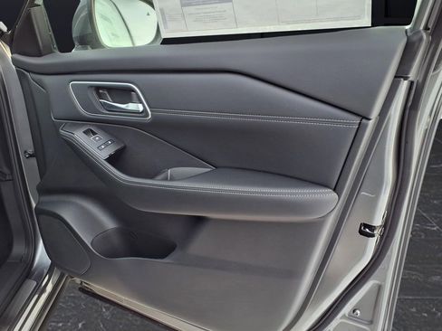 New 2026 Nissan Rogue Platinum w/ Platinum Premium Package image 55