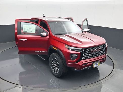 New 2026 GMC Canyon Denali AWD/4WD image 29