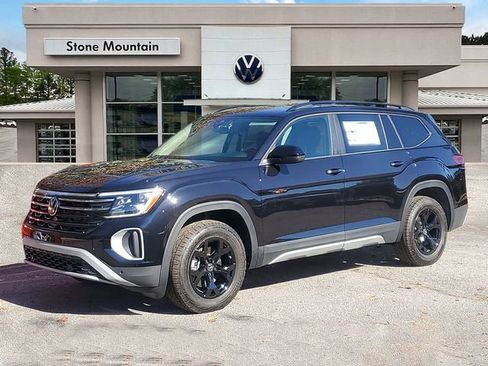 New 2026 Volkswagen Atlas Peak Edition image 1