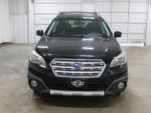 Used 2017 Subaru Outback 2.5i Limited w/ Popular Package #5 image 3