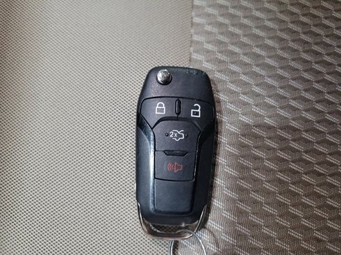 Used 2021 Ford Explorer 4WD image 32