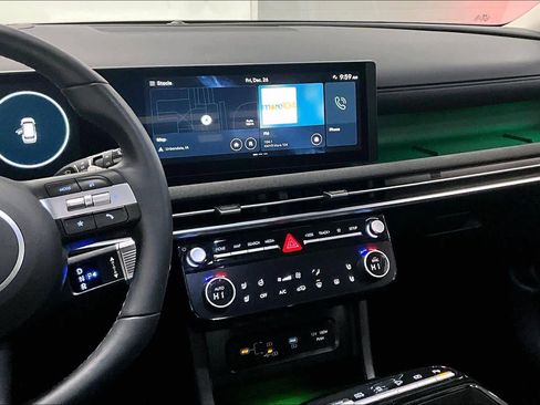 Used 2025 Hyundai Tucson Limited image 14