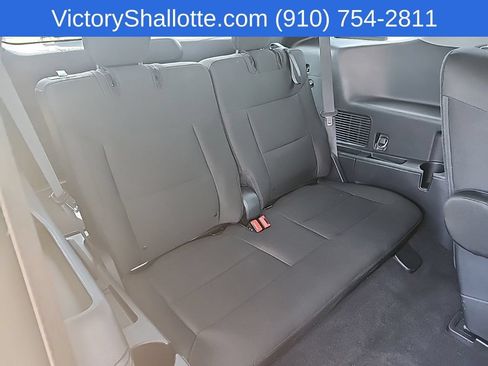 Used 2023 Ford Explorer XLT RWD image 38