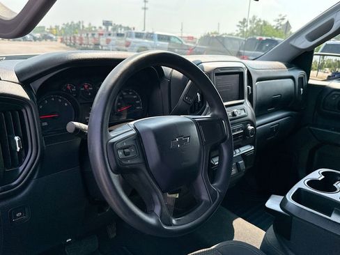 Used 2020 Chevrolet Silverado 1500 Custom Trail Boss w/ Custom Convenience Package AWD/4WD image 10