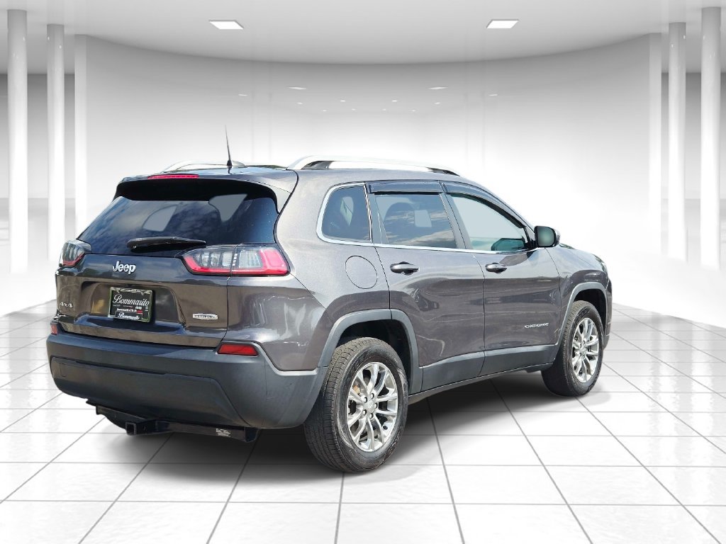 Used 2019 Jeep Cherokee Latitude Plus w/ Comfort/Convenience Group AWD/4WD image 3