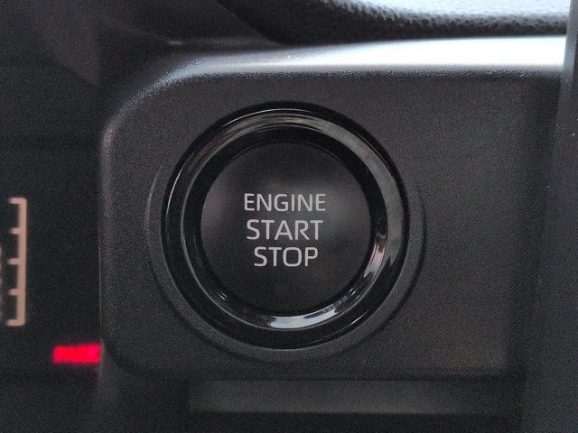 Used 2025 Toyota Tacoma SR5 RWD image 25