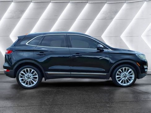 Used 2017 Lincoln MKC Reserve FWD image 6