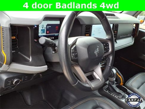 Used 2021 Ford Bronco Badlands image 13
