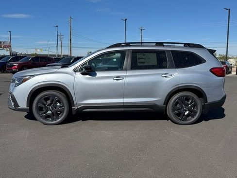 Used 2025 Subaru Ascent Bronze Edition w/ Onyx Package image 6