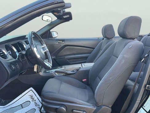 Used 2014 Ford Mustang Convertible RWD image 14